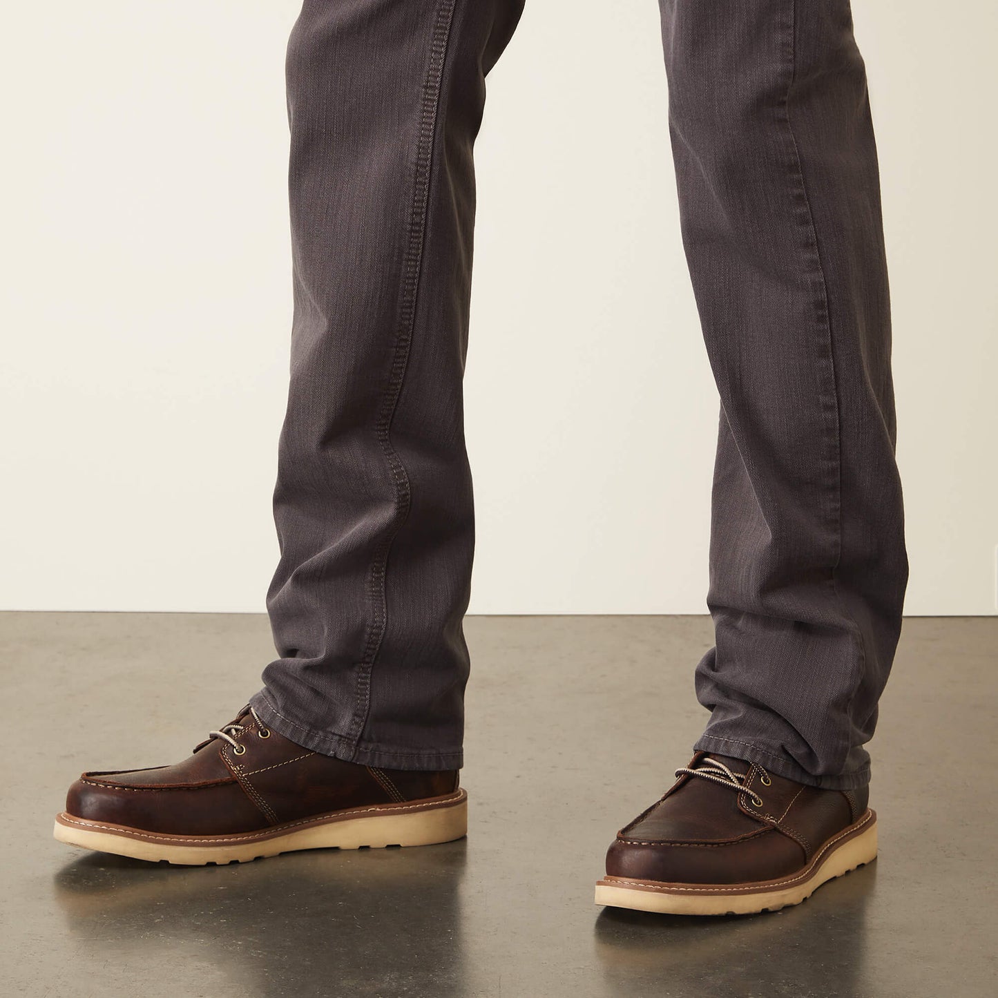 **Ariat Men's M7 Straight Grizzly Straight Jeans - Charcoal