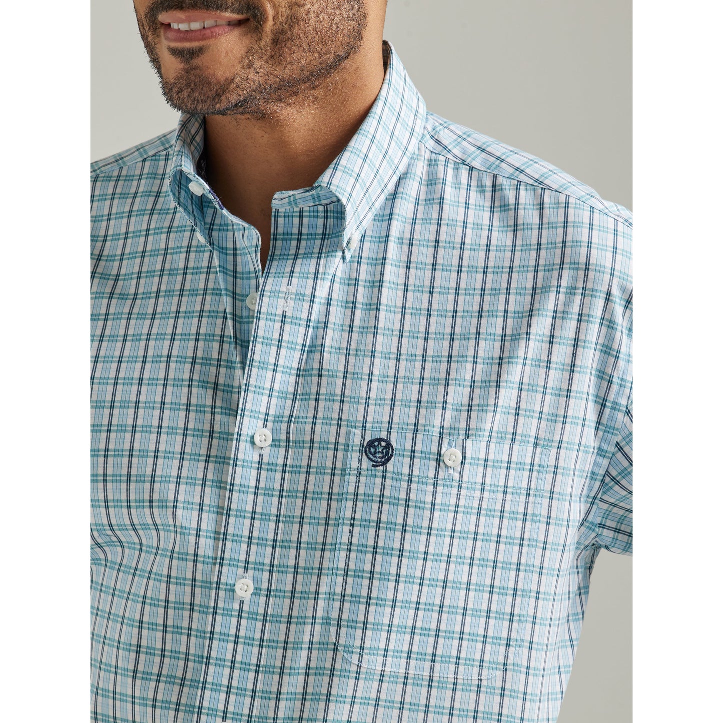 Wrangler Men's George Strait Short Sleeve Shirt - Blue