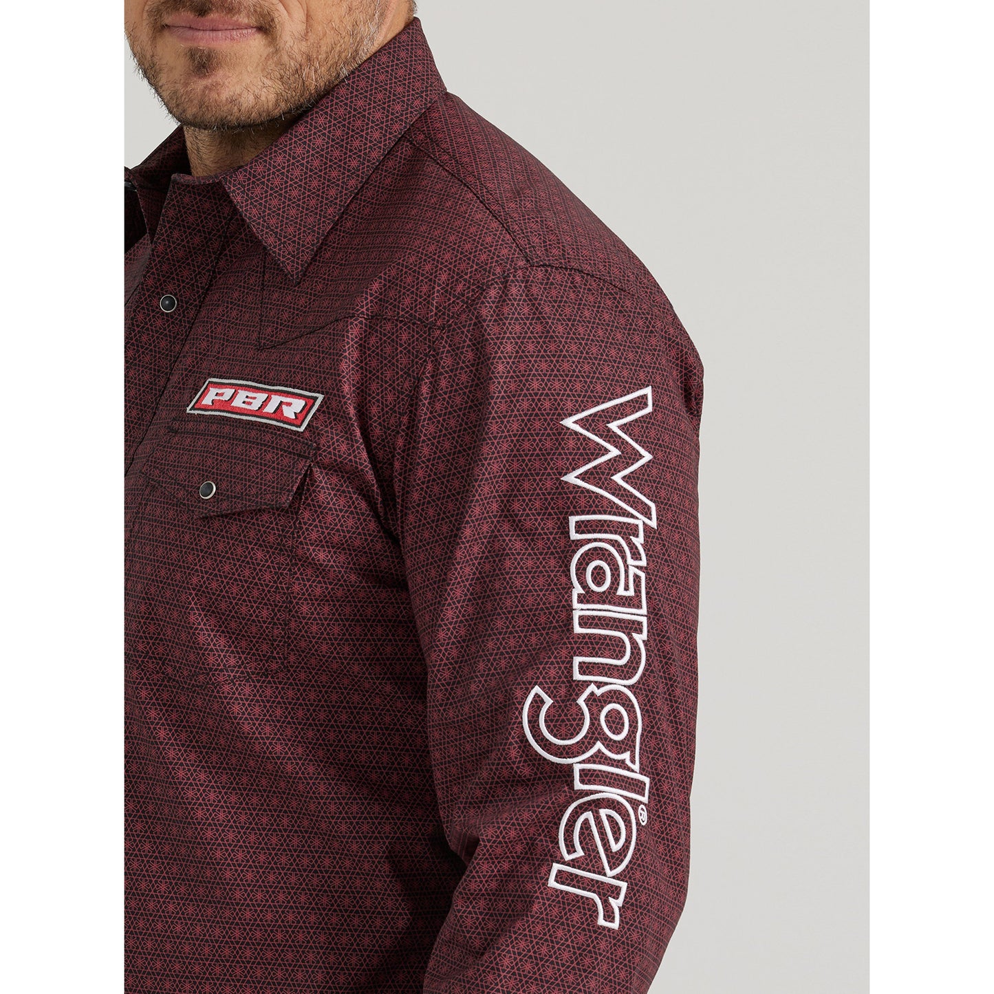 Wrangler Men's Logo Long Sleeve Snap Shirt - Burgundy