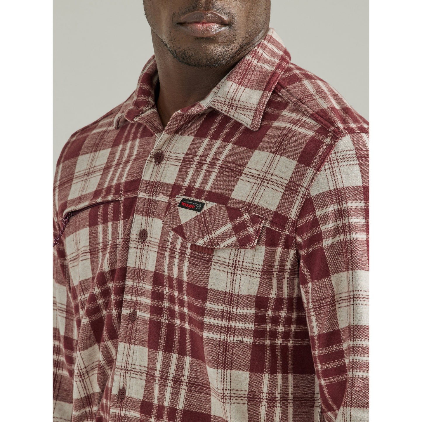 Wrangler Men's ATG Long Sleeve Campsite Shirt - Red