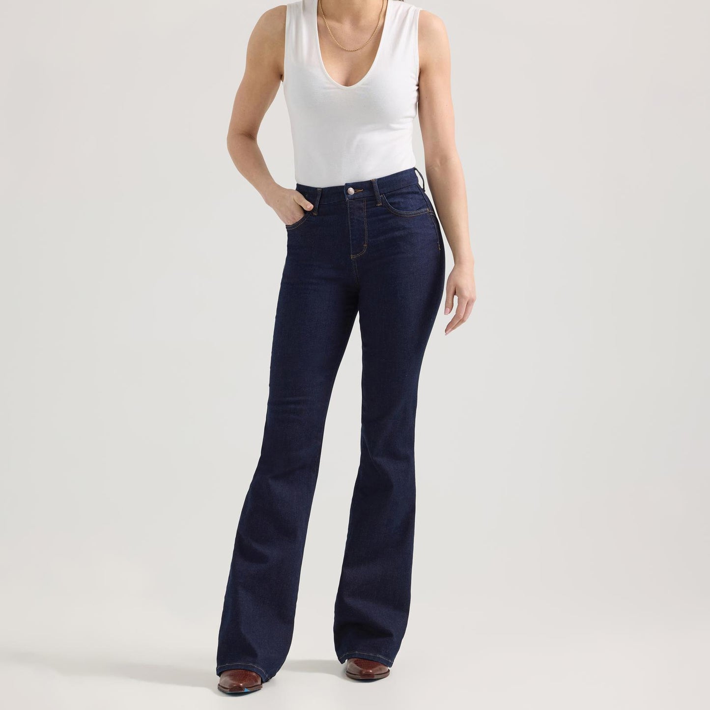 Wrangler Women's High Rise Bespoke Flare Jean - Adalyn
