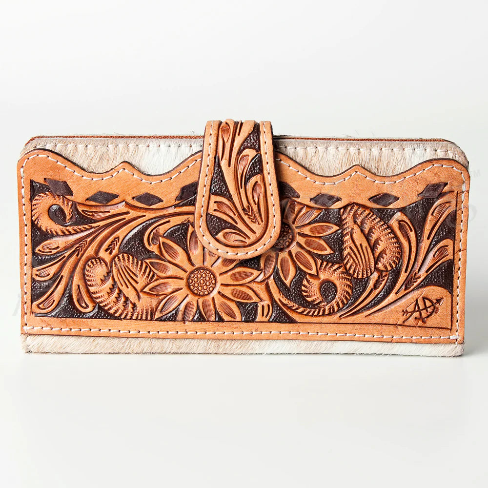American Darling Women's Hand-Tooled Hair-On Wallet - Natural/Tan