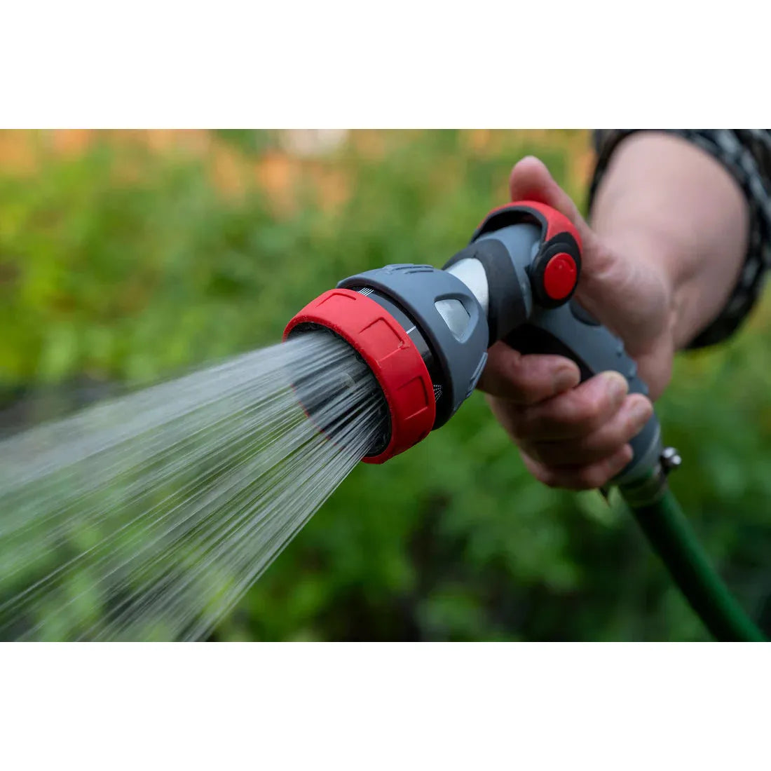 7 Pattern Thumb Control Watering Nozzle