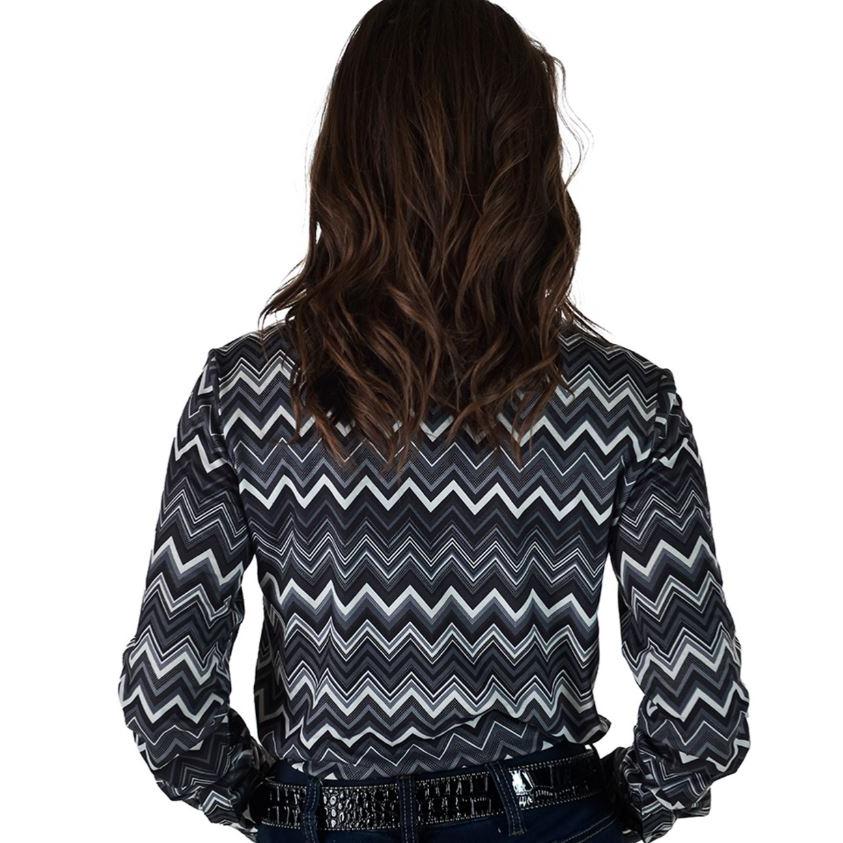 Cowgirl Tuff Women's Long Sleeve Chevron Print Stretch Jersey- Grey