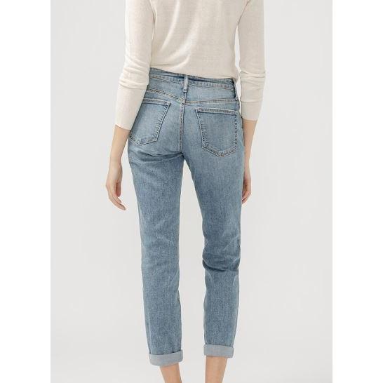 Silver Women's Boyfriend Mid Rise Slim Luxe Stretch Jeans- Indigo