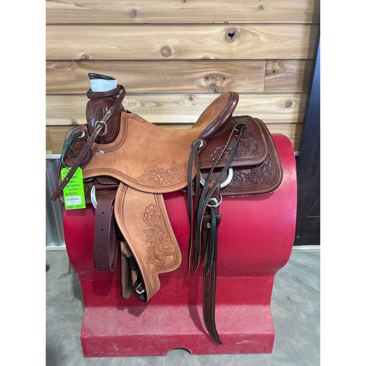 R. Ruelas  Custom 15.5" Buckaroo Saddle