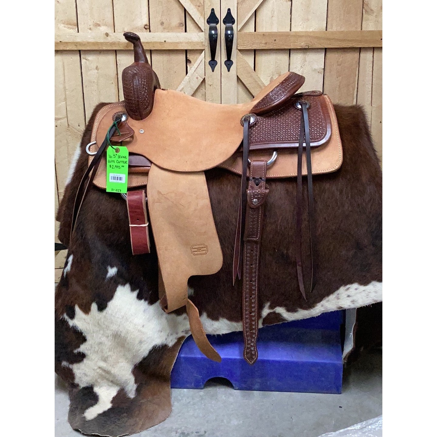 Irvine 16.5" Elite Cutting Saddle