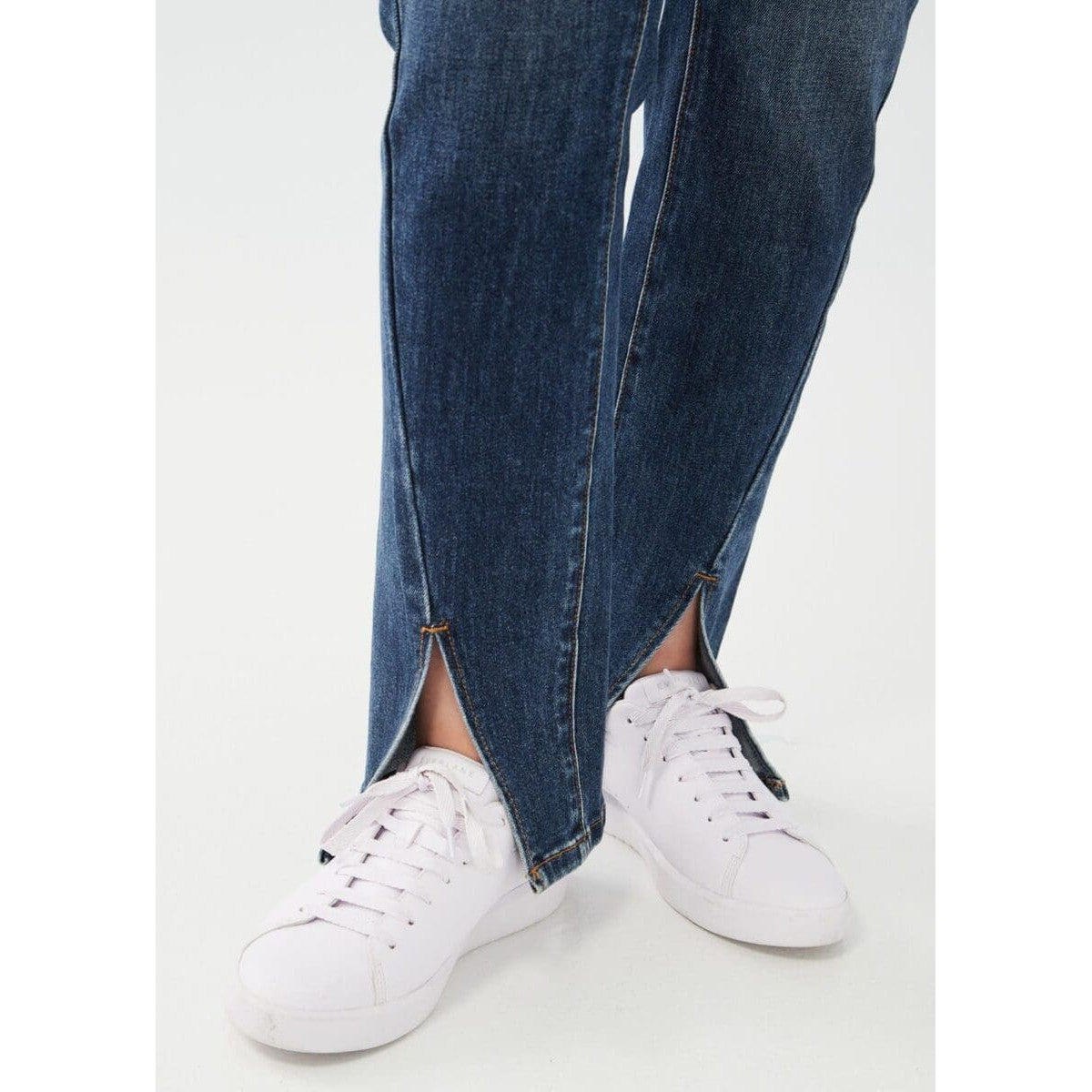 French Dressing Women's Suzanne Straight Leg Jeans - Dark Blue