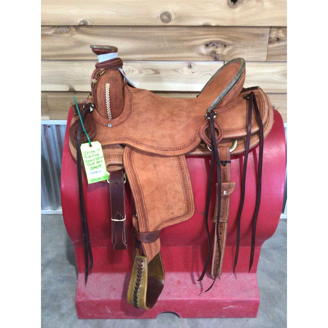 Irvine 17" Modified Association-Post Horn