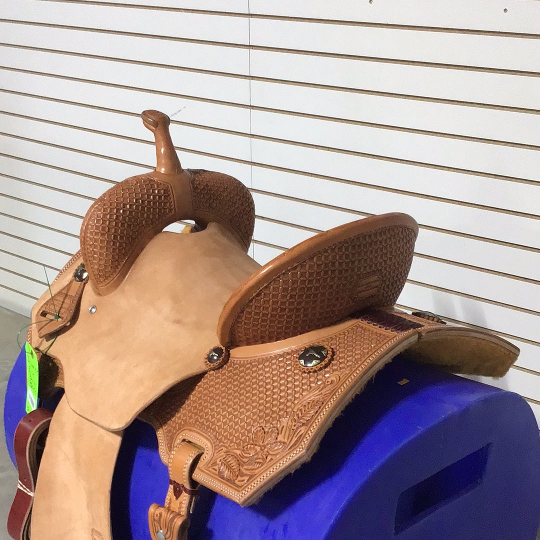 Irvine Elite 15.5” Barrel Saddle