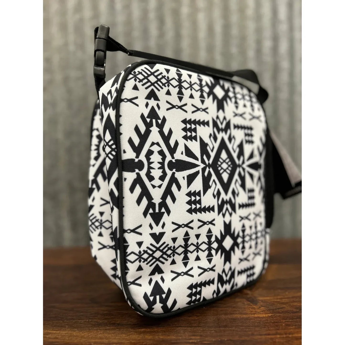 Hooey Aztec Print Lunchbox- Black/White