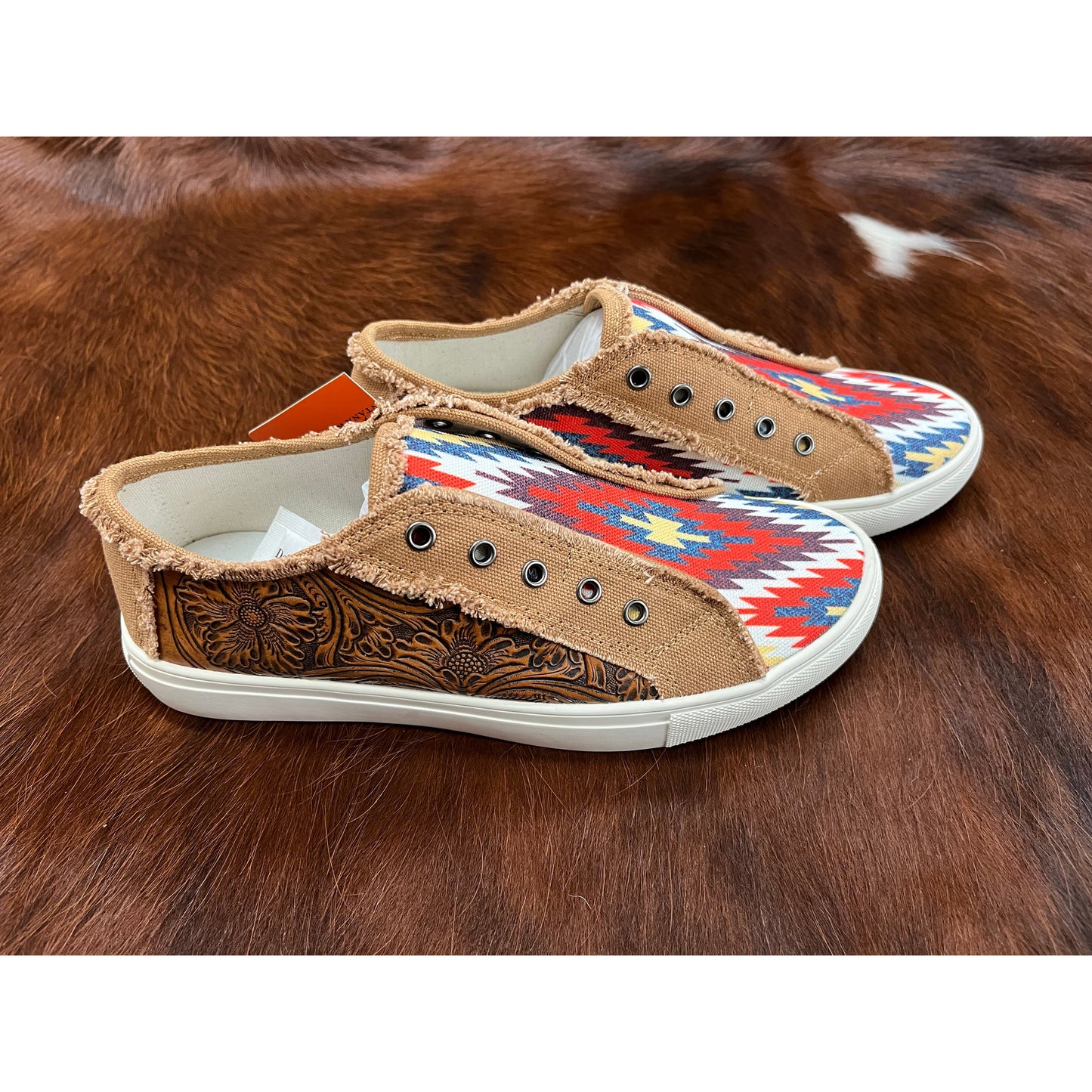 Montana West Aztec Print Canvas Shoes - Brown