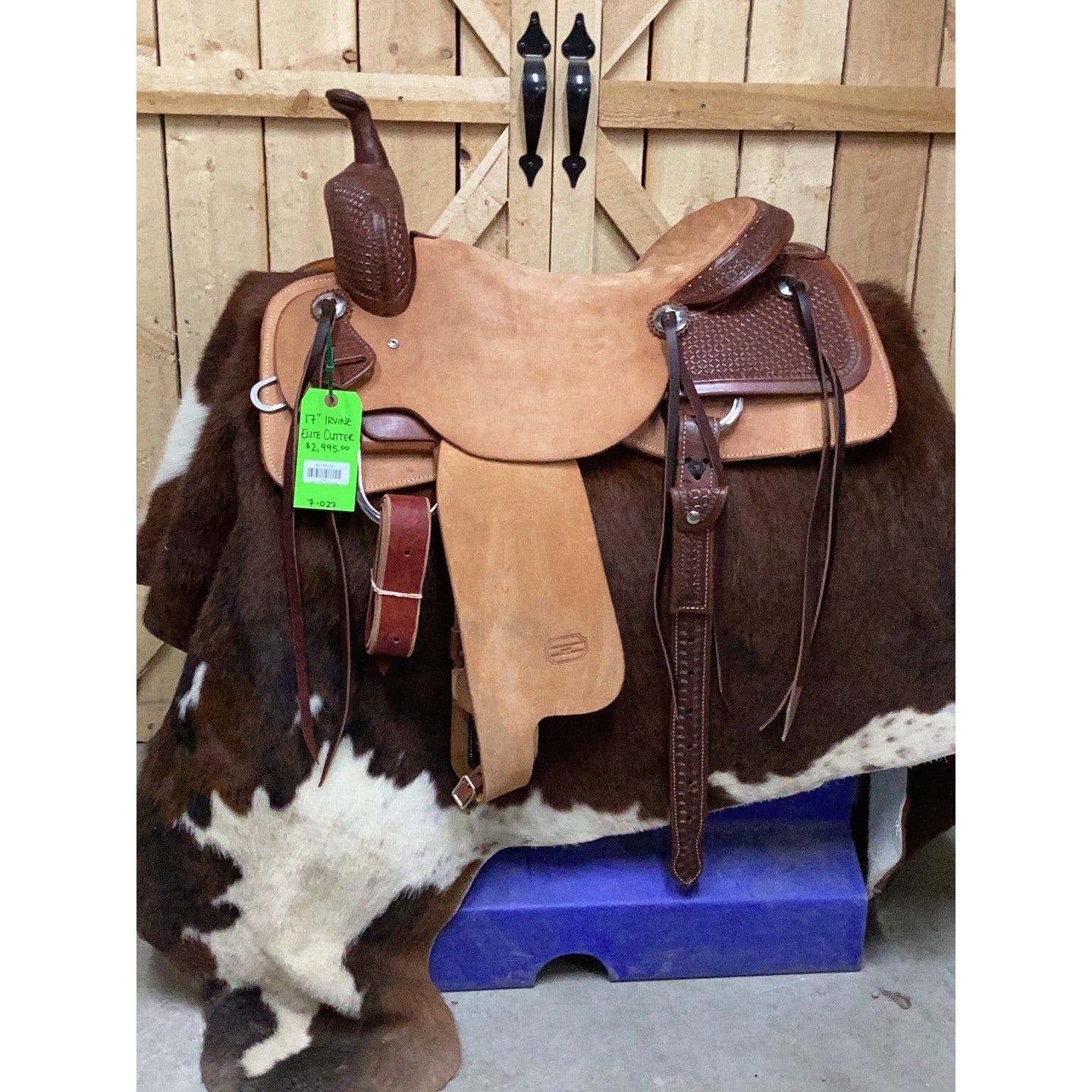 Irvine 17" Elite Cutting Saddle