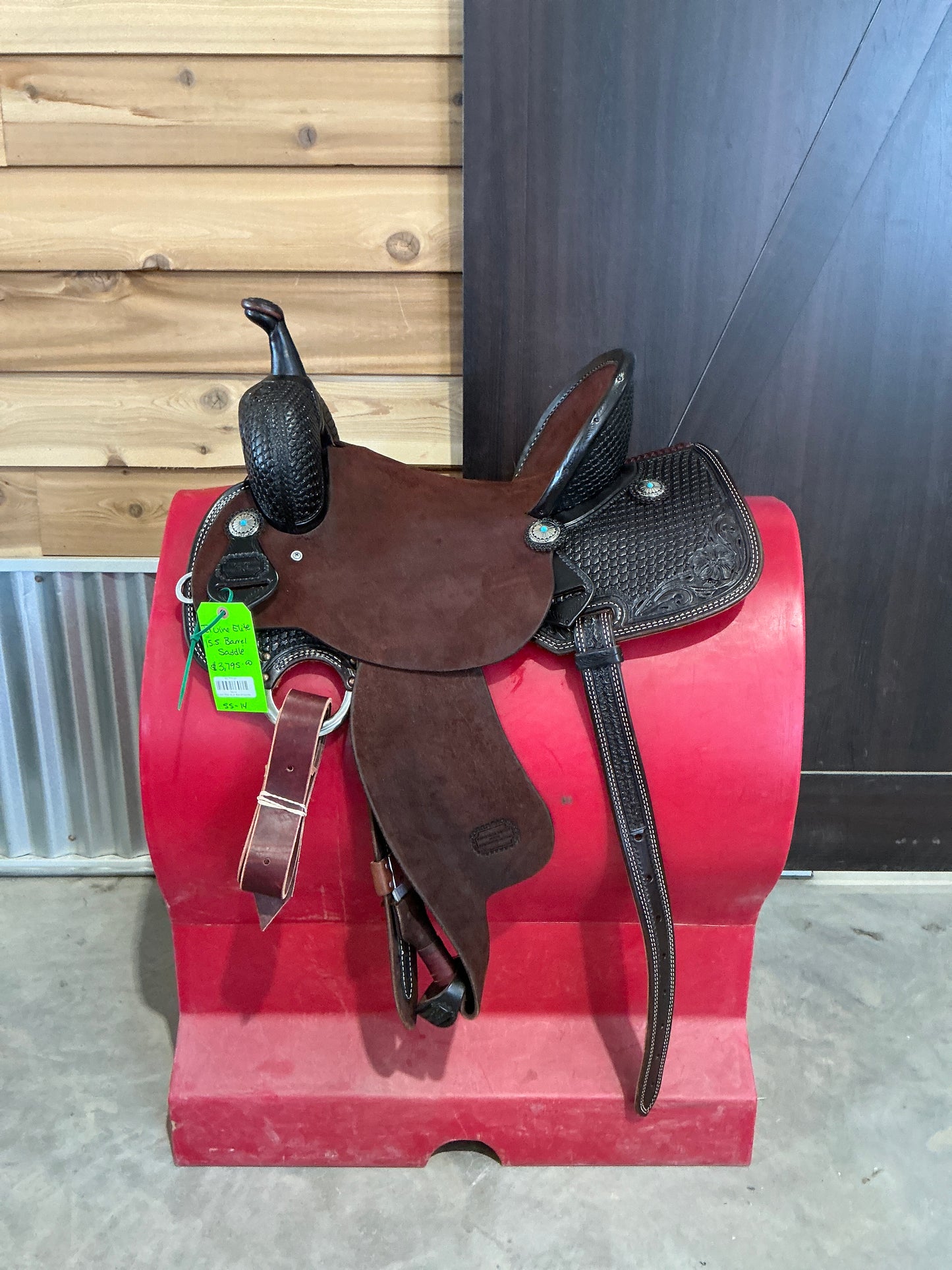 Irvine Elite 15.5" Barrel Saddle