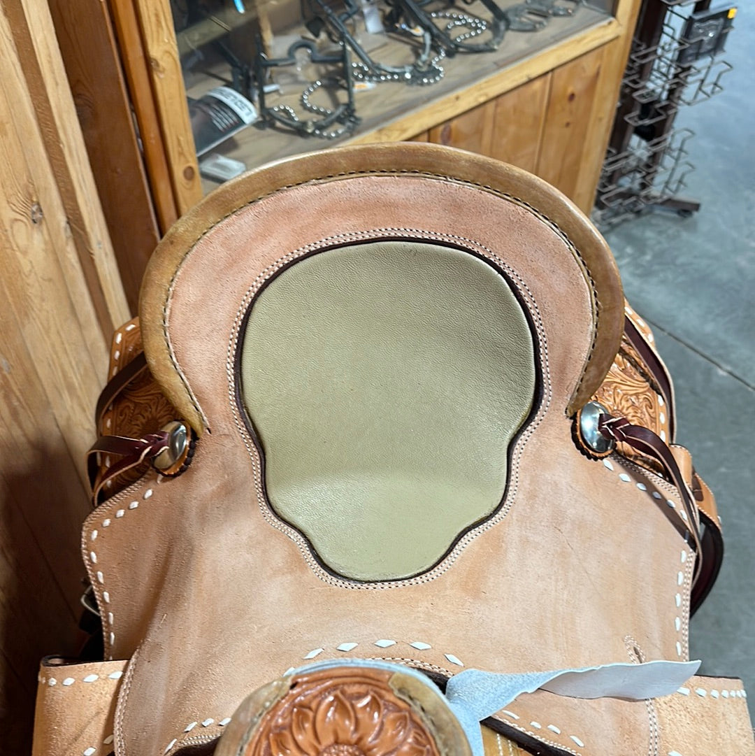 Irvine 16" Wade Saddle