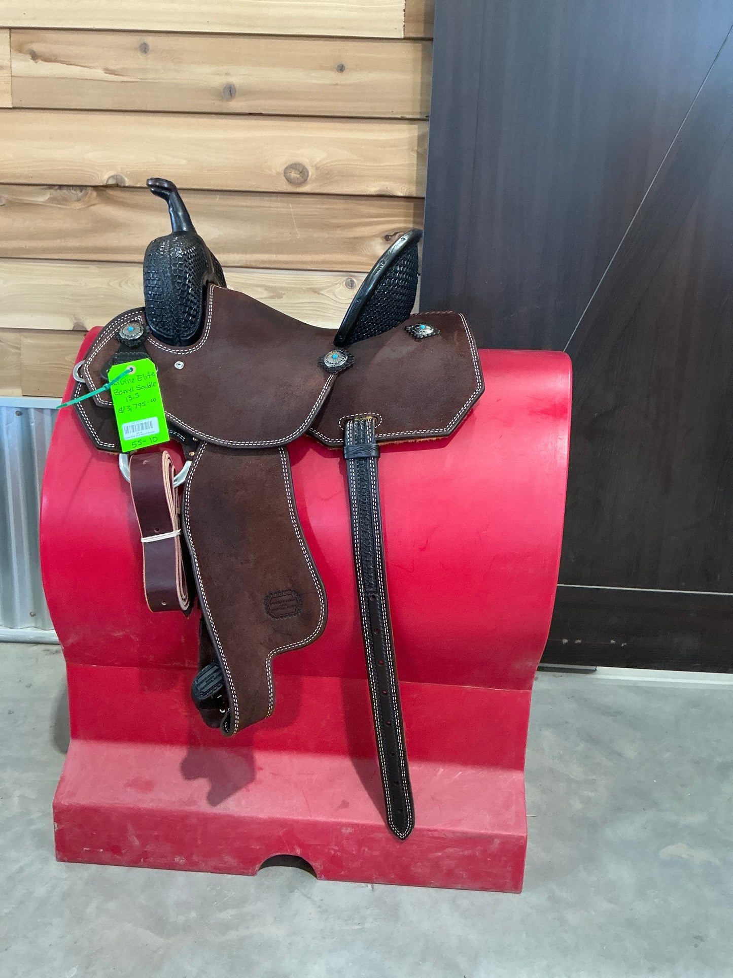 Irvine Elite 13.5" Barrel Saddle