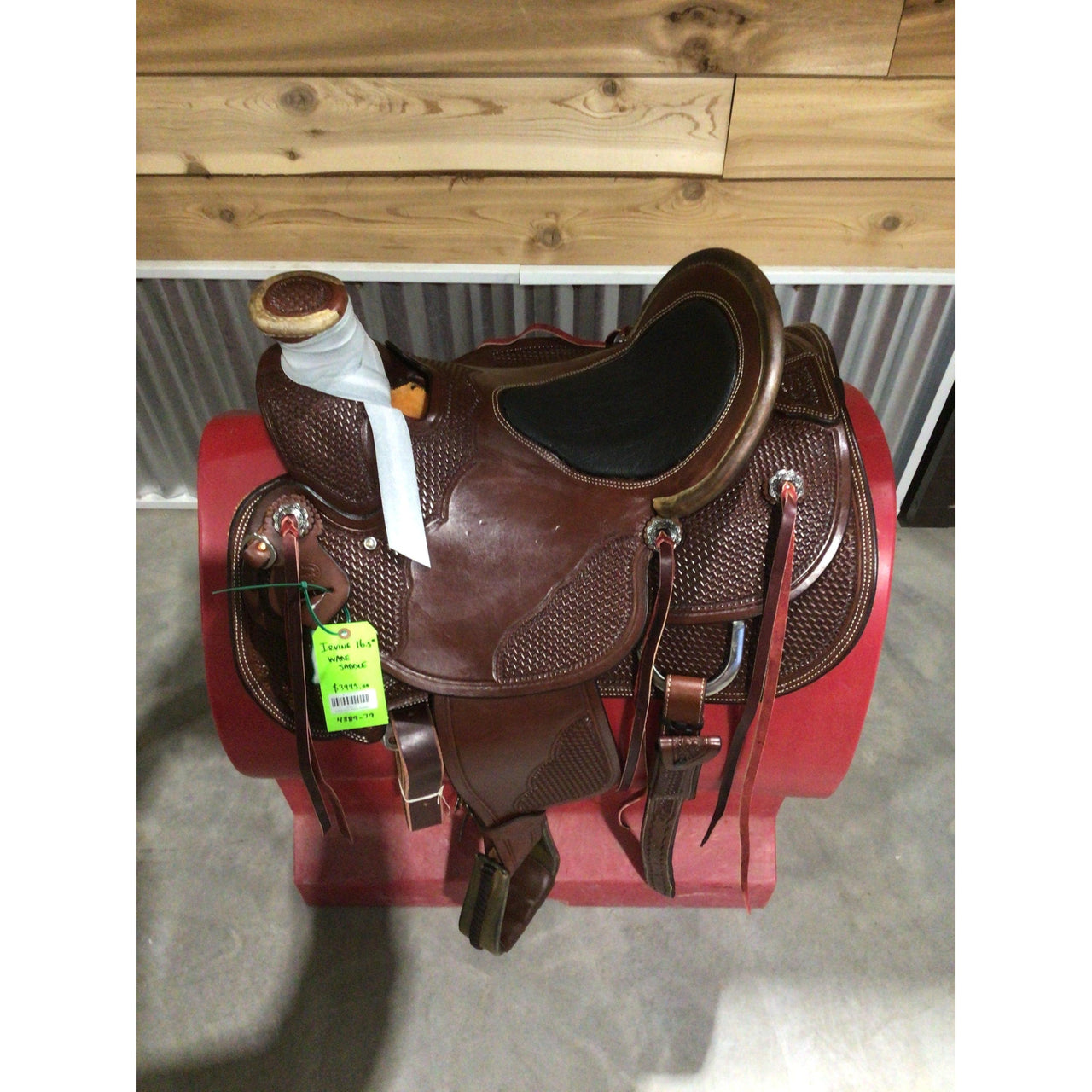 Irvine 16.5" Wade Saddle