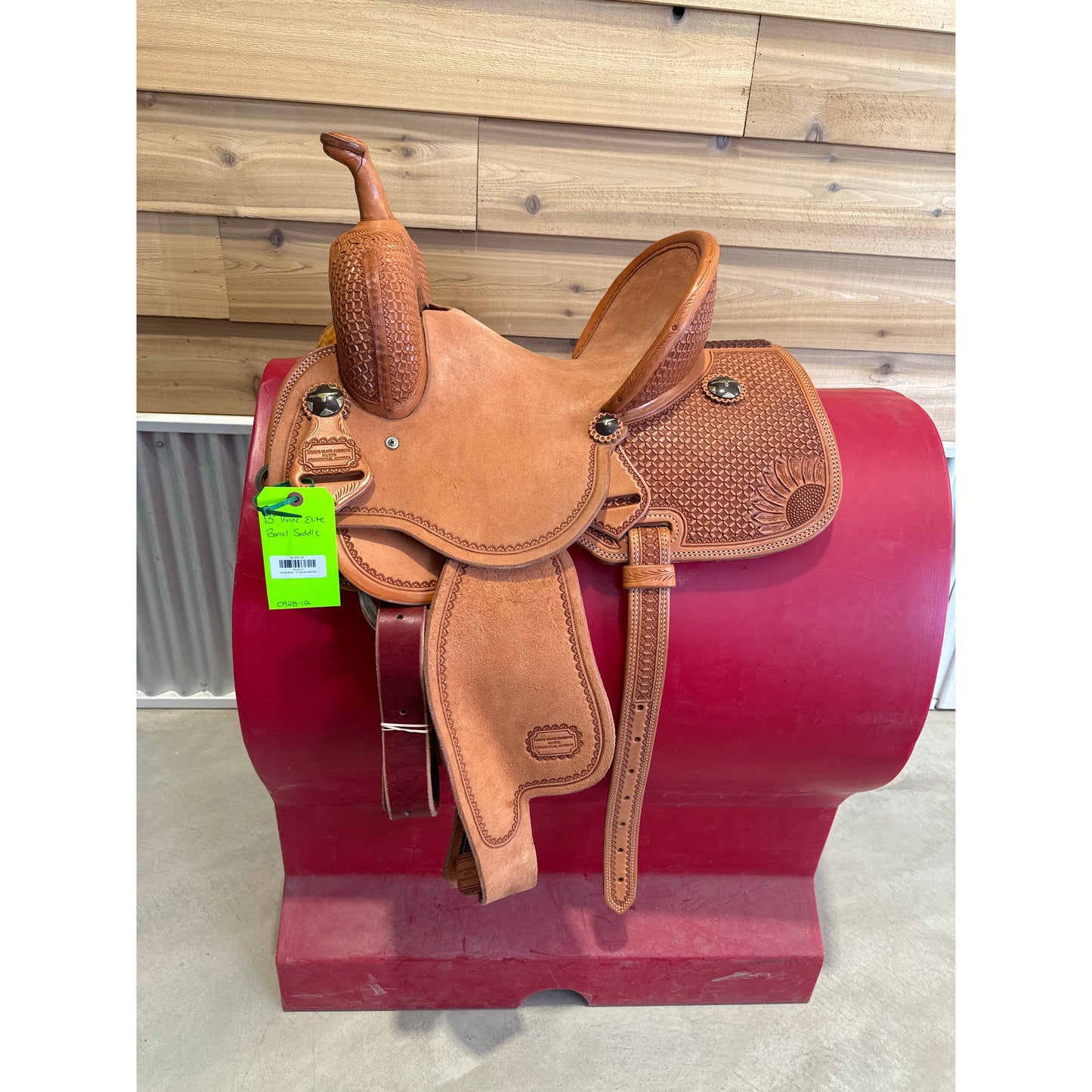 Irvine Elite 13" Barrel Saddle