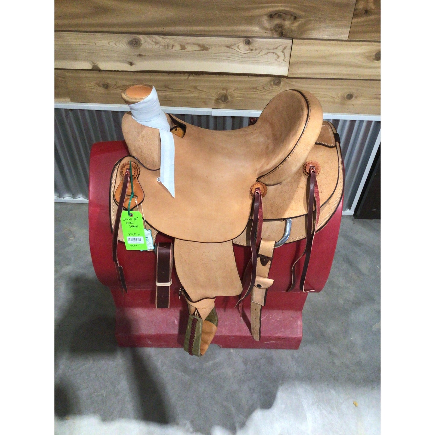 Irvine 16" Wade Saddle