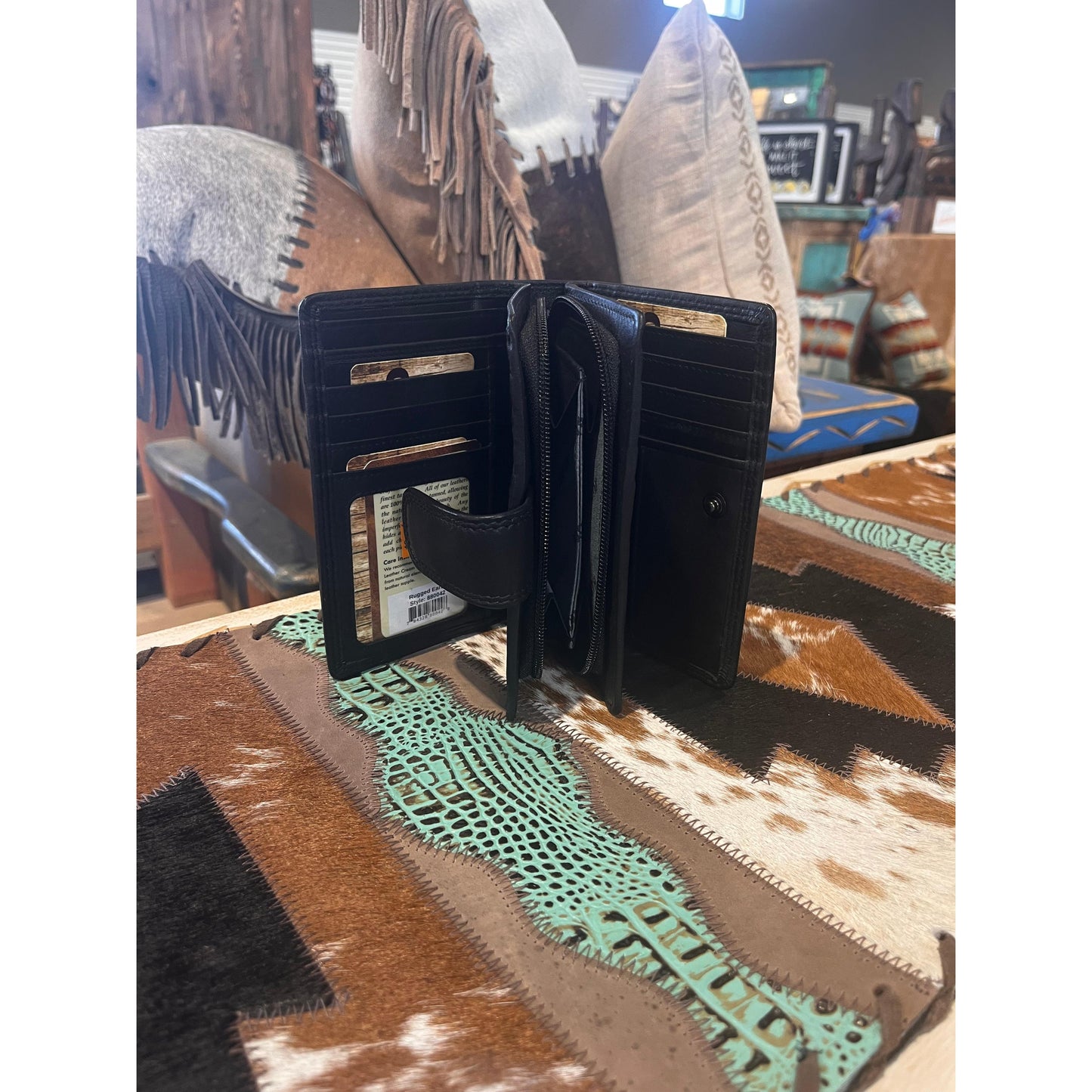 Rugged Earth Leather Wallet - Black