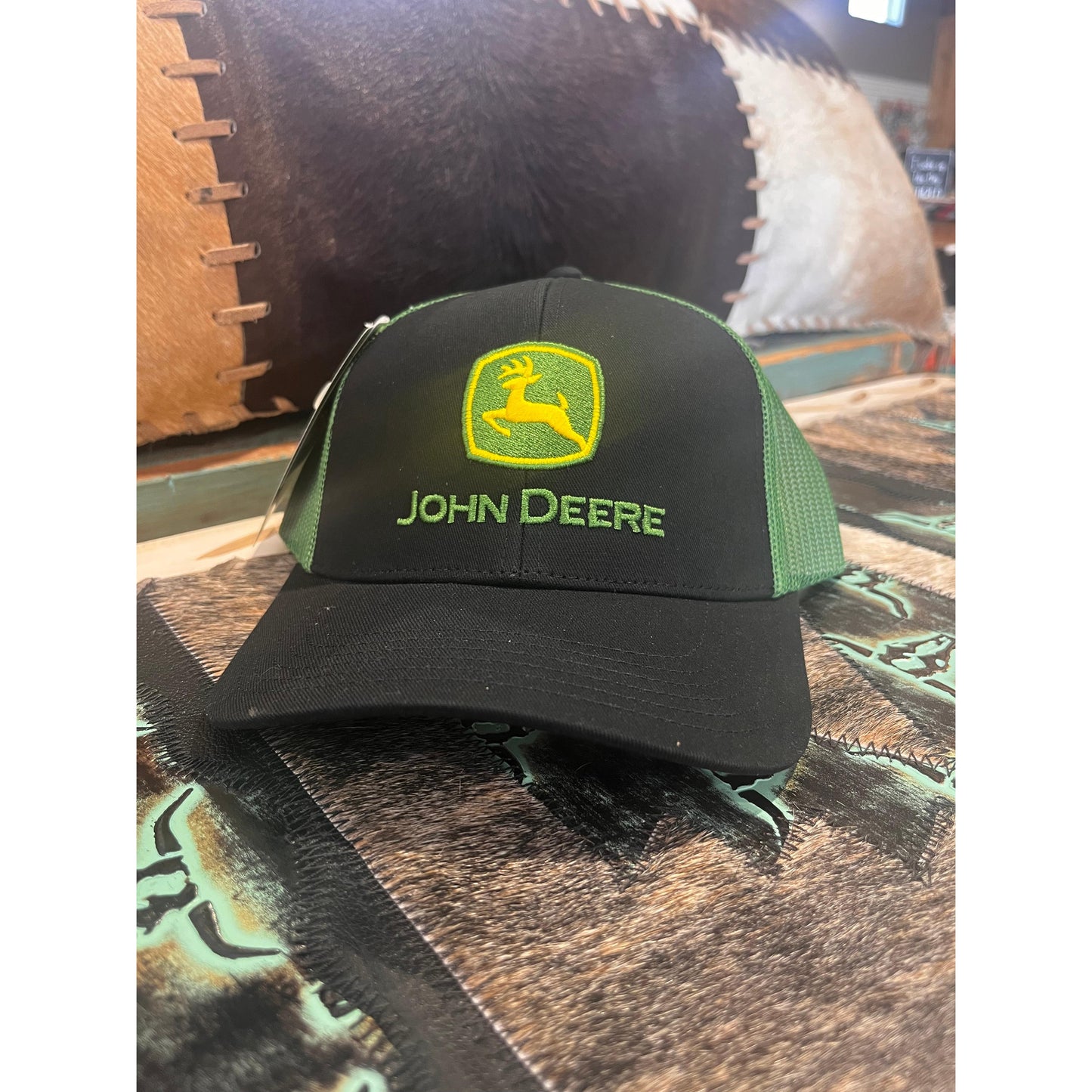 John Deere Classic 2 Tone Cap - Black/Green