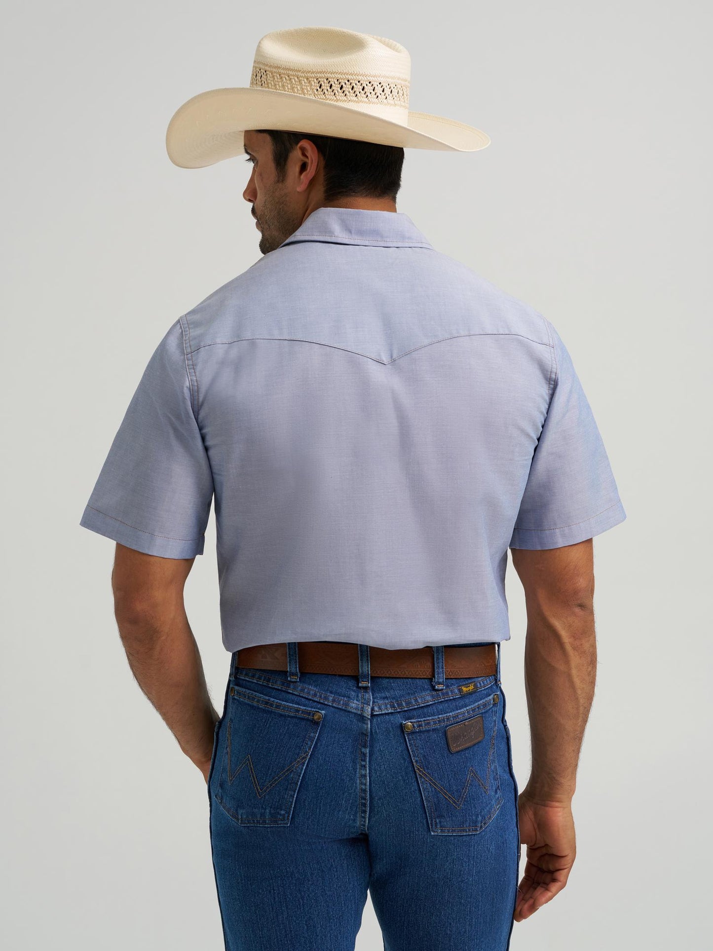 Wrangler Men's Western Chambray Short Sleeve Work Shirt - Chambray