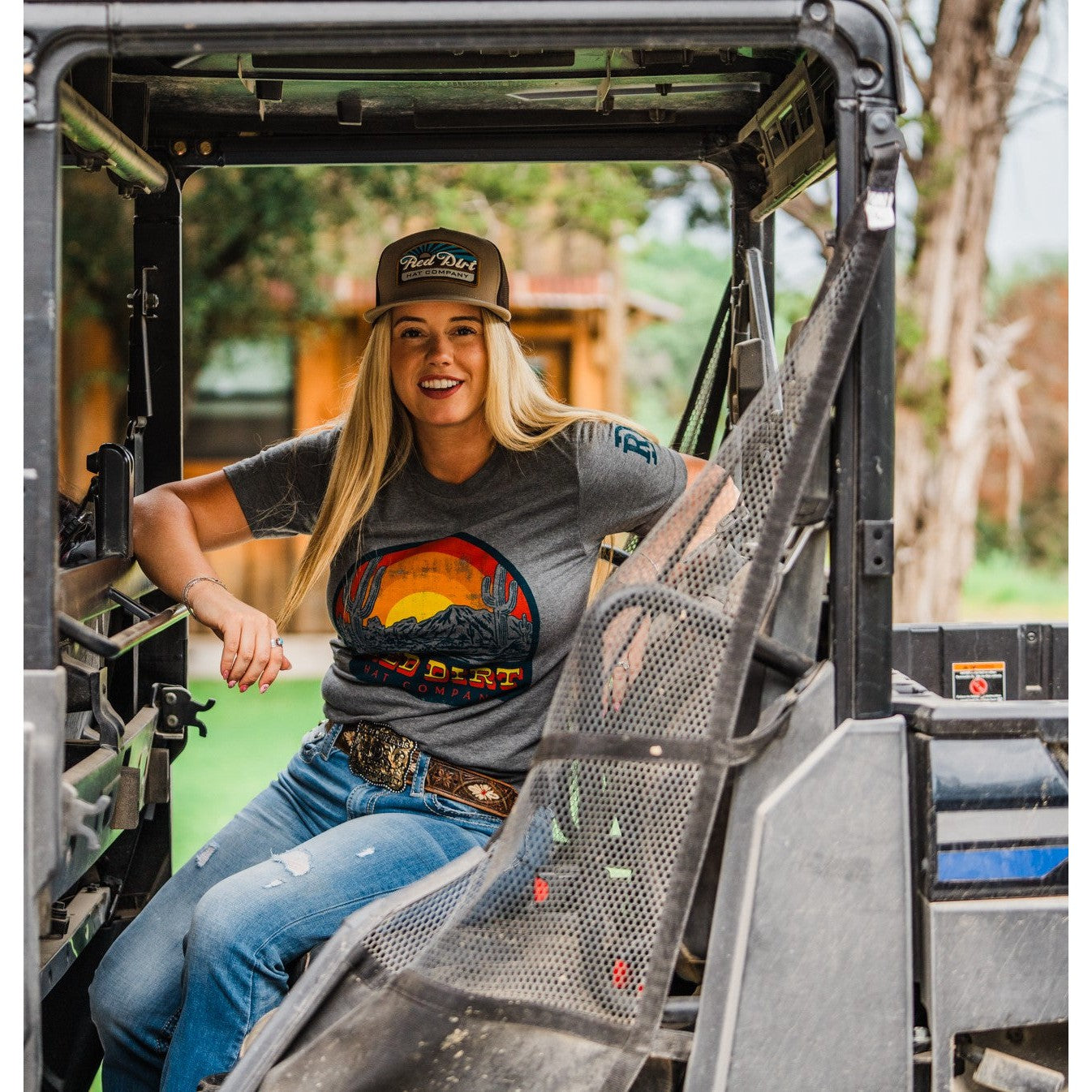 Red Dirt Hat Co. Unisex Rise N Shine T-Shirt - Deep Heather