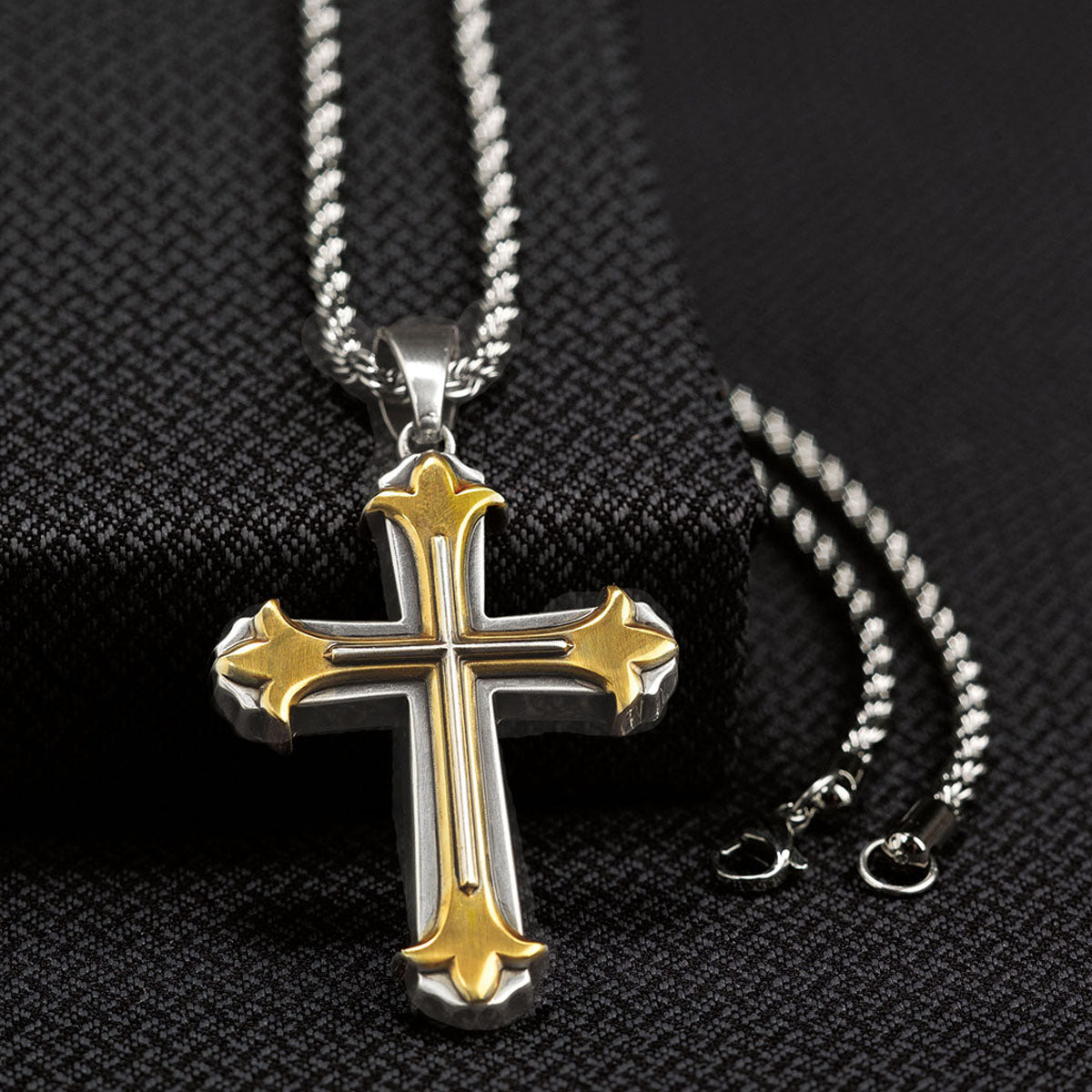 Twister Men’s Silver Rope Chain Necklace With Scroll Cross Pendant – Style 32110, New With Tags