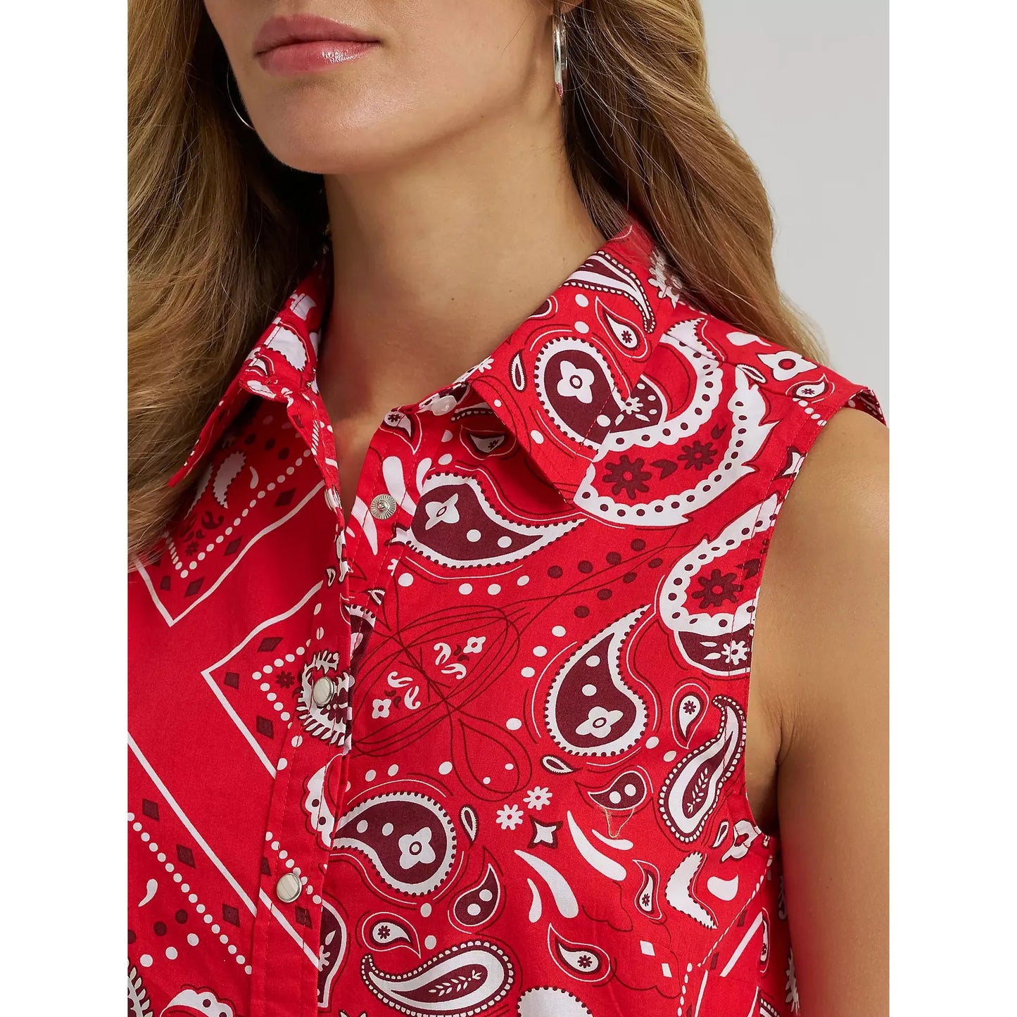Wrangler Women's Bandana Print Shirt Vest - Red