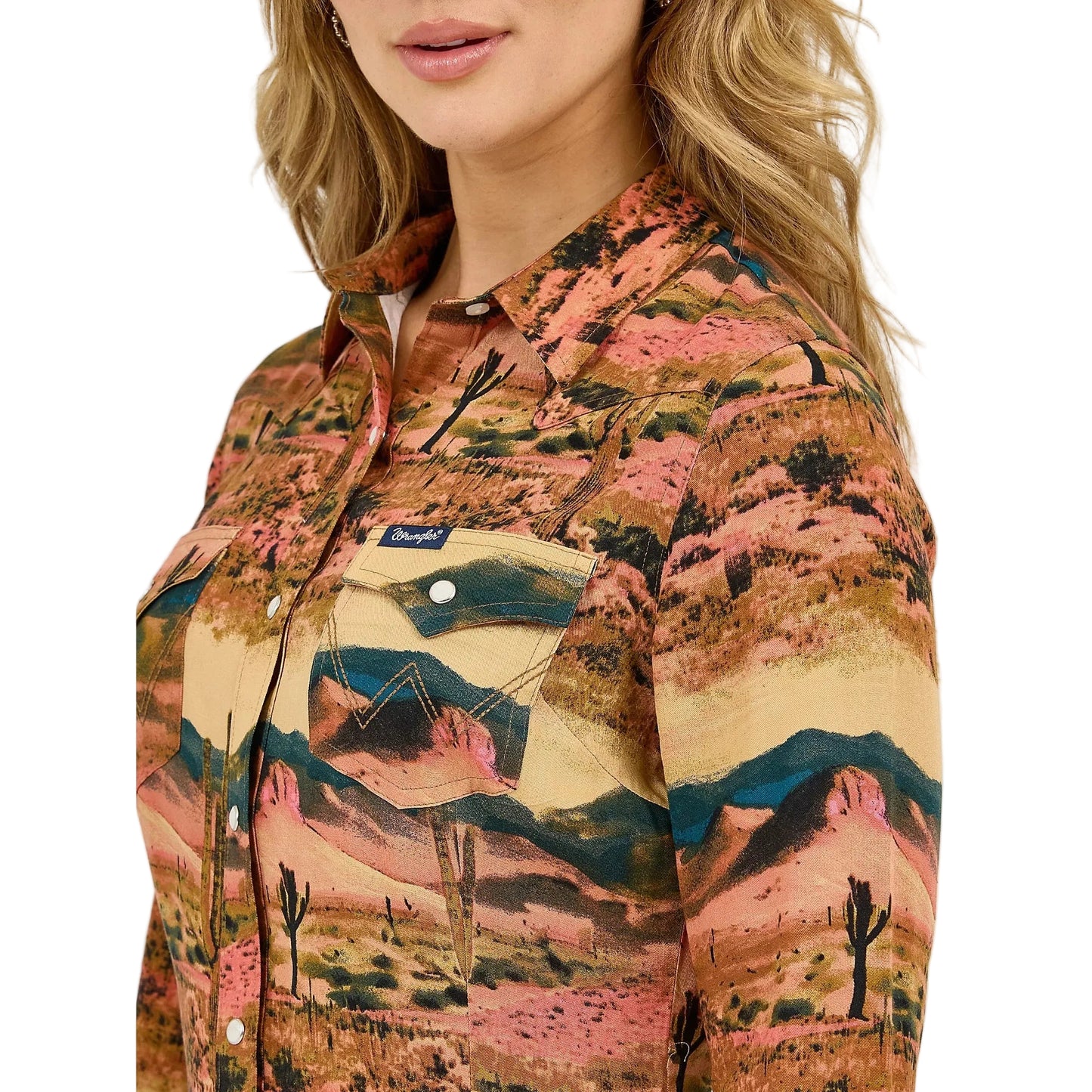 Wrangler Women's Desert Print Western Long Sleeve Snap Shirt - Desert Tan