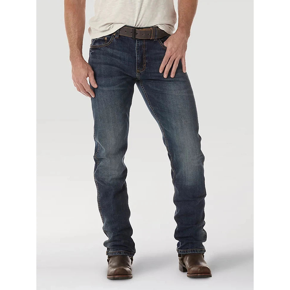 Wrangler Men's Retro Slim Straight Jeans - Bozeman