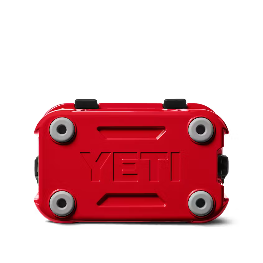 Yeti Roadie® 15 Hard Cooler - Red/White Badge