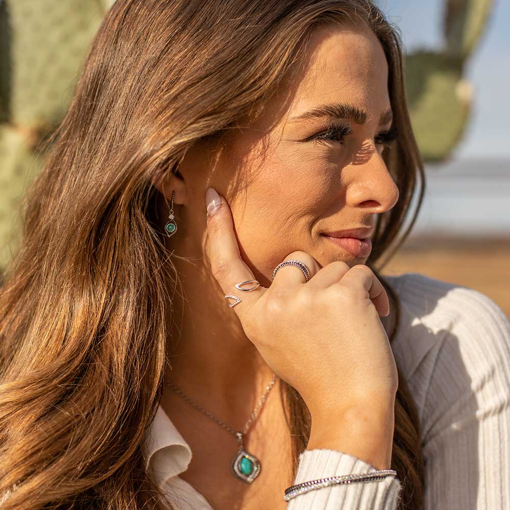 Crystal Crossover Bracelet