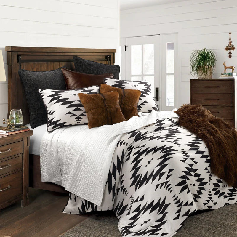 Hiend Embroidered Amelia Aztec Comforter Set