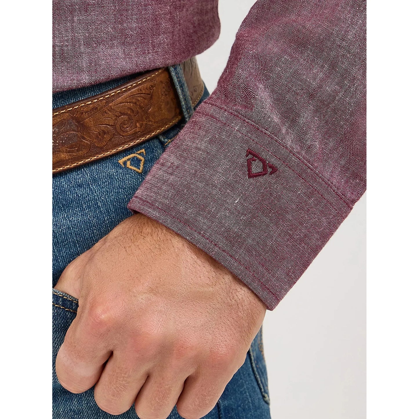 Wrangler Men's Cody Johnson Two Pocket Western Long Sleeve Snap Shirt - Burgundy