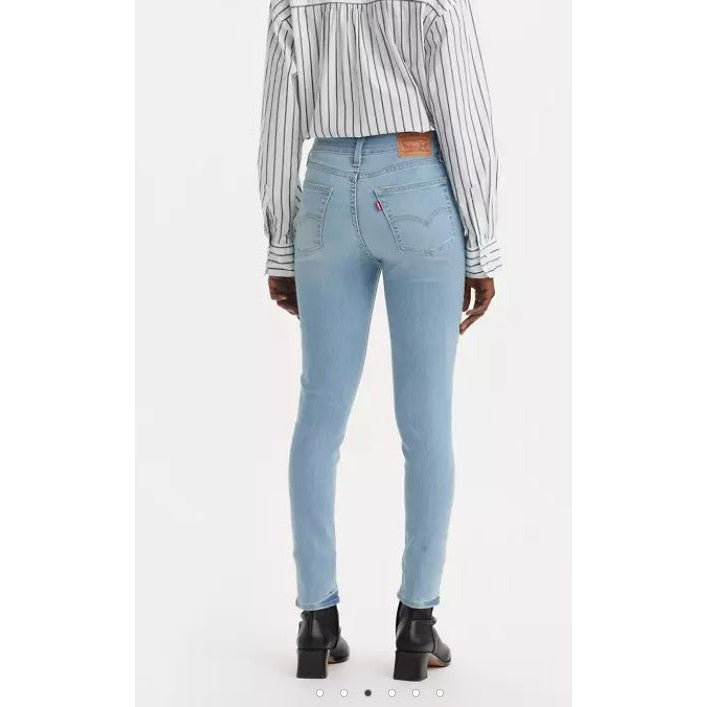 Levi Strauss Women's 721 High Rise Skinny Jean- Light wash