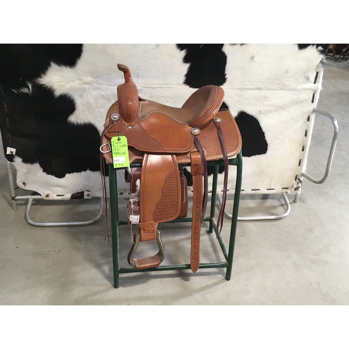 Irvine 13.5" Trail Saddle