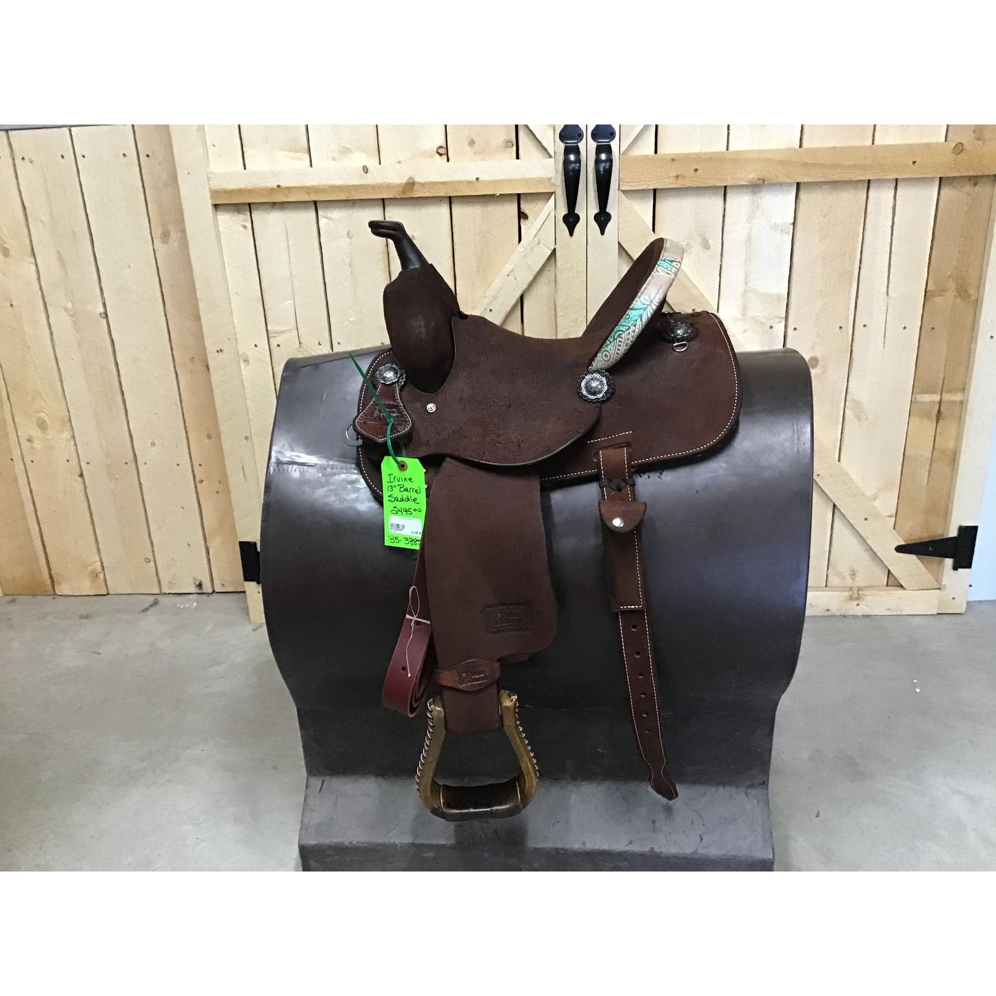 Irvine 13" Barrel Saddle