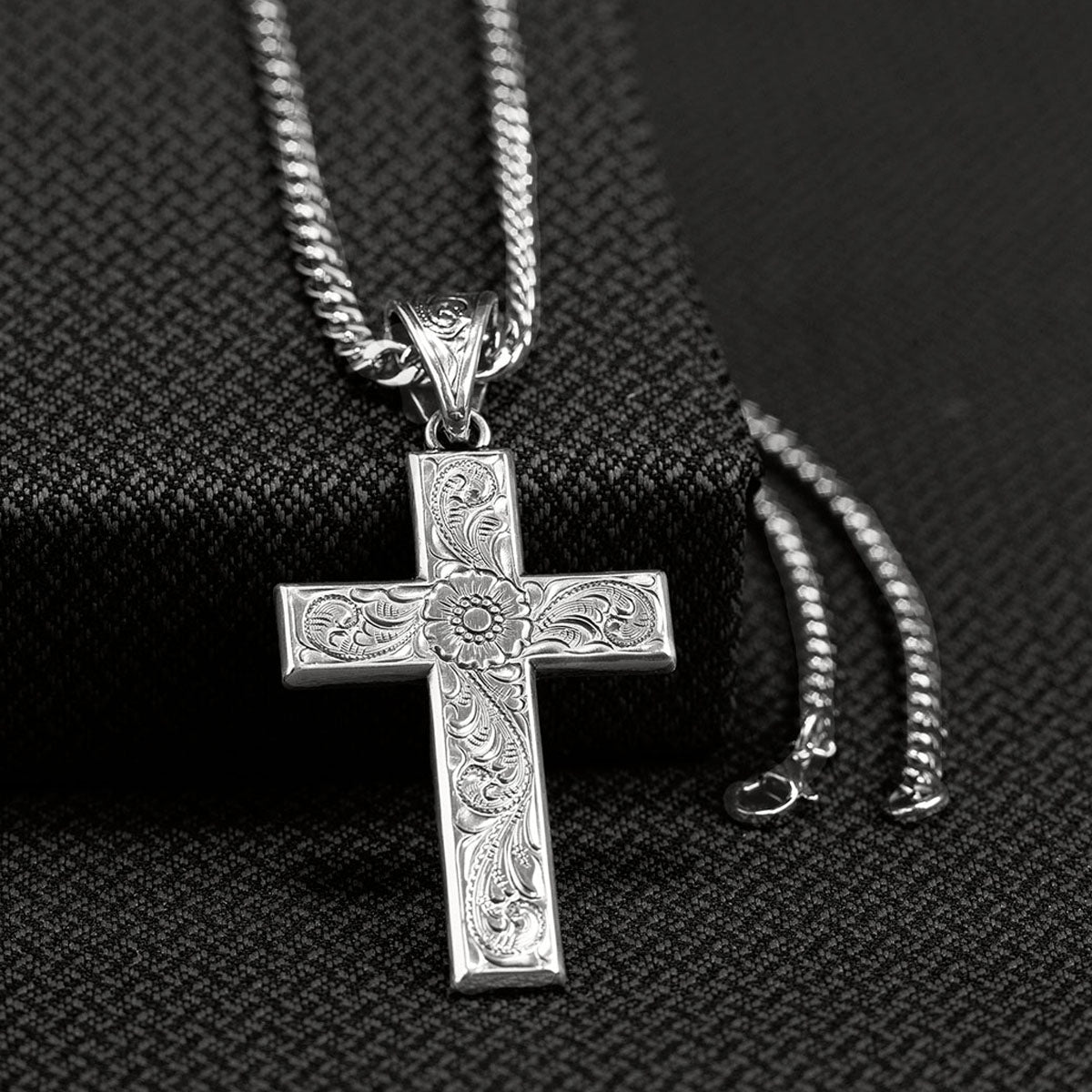 Twister Men's 24" Scroll Cross Necklace - Silver
