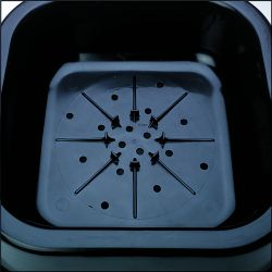 Miller 10 Quart Plastic Salt & Mineral Block Pan