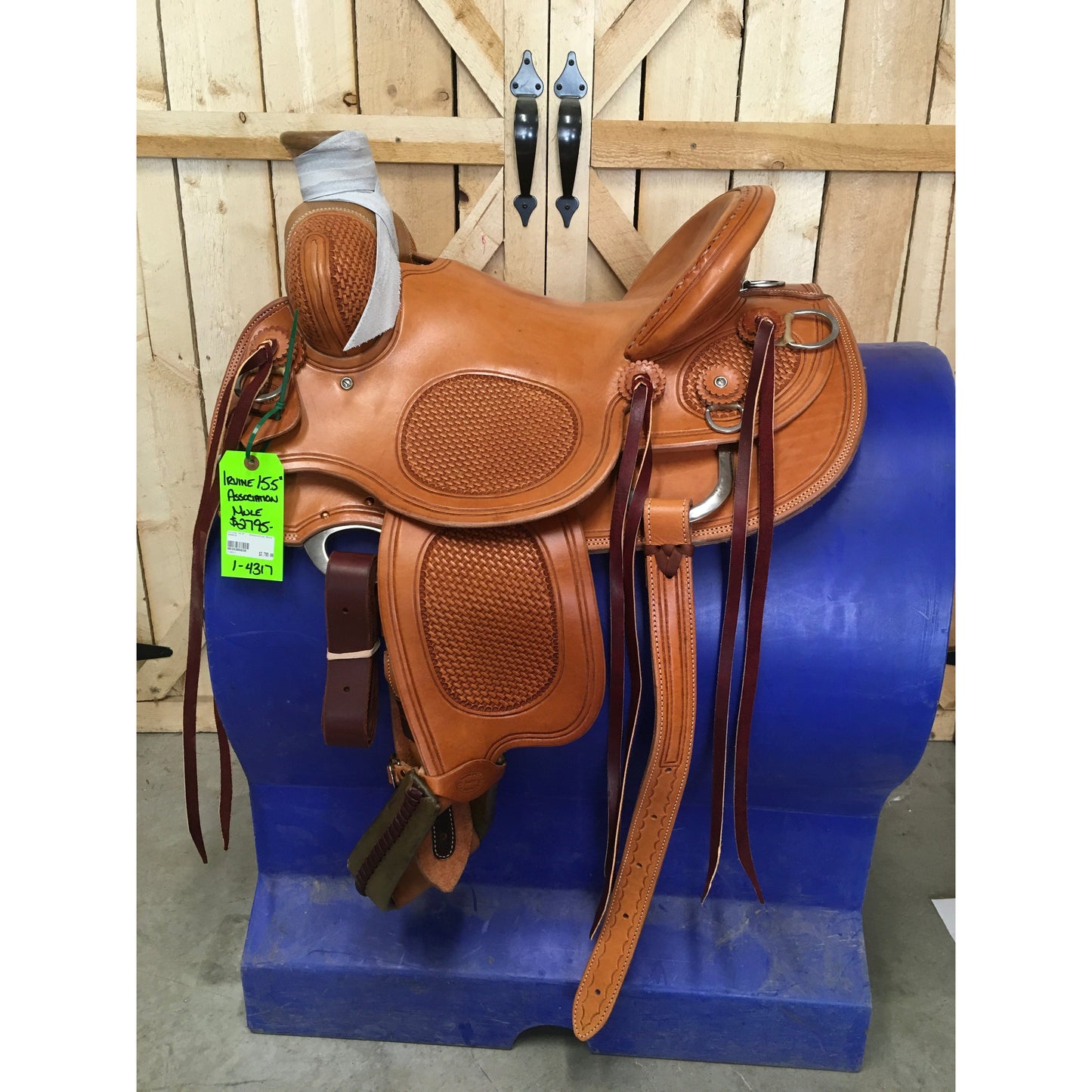 Irvine 15.5" Association Mule Saddle