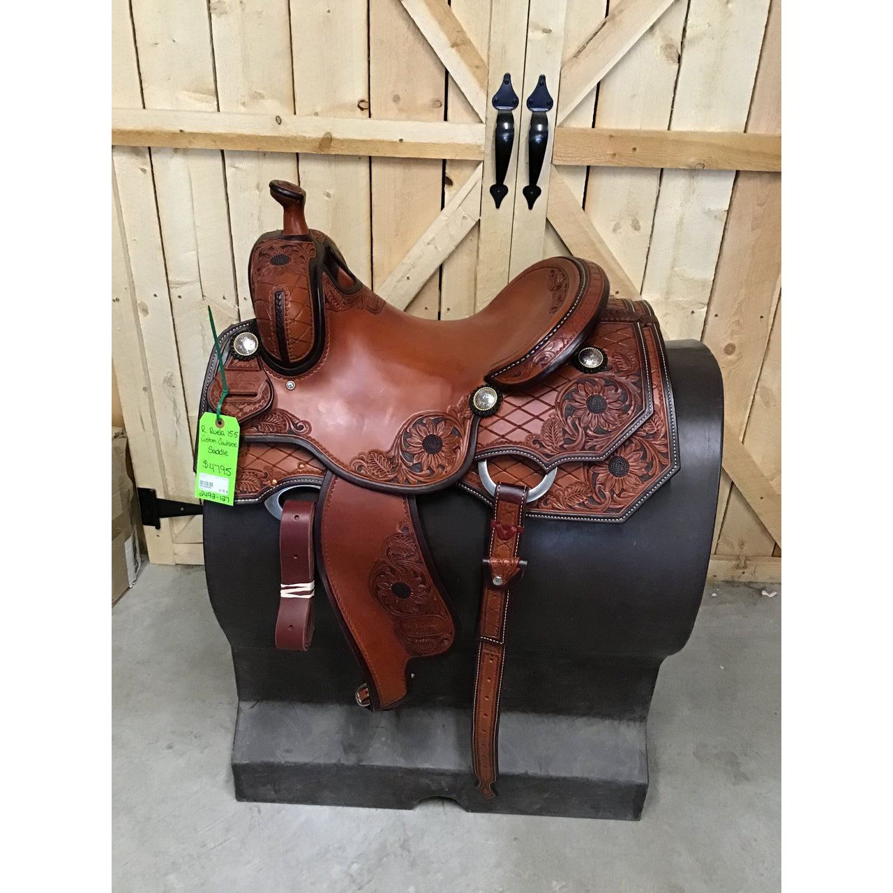 R. Ruelas 15.5" Custom Cowhorse Saddle
