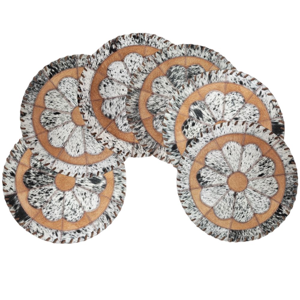D2W Round Flower Laced Border 16" Diameter Placemat