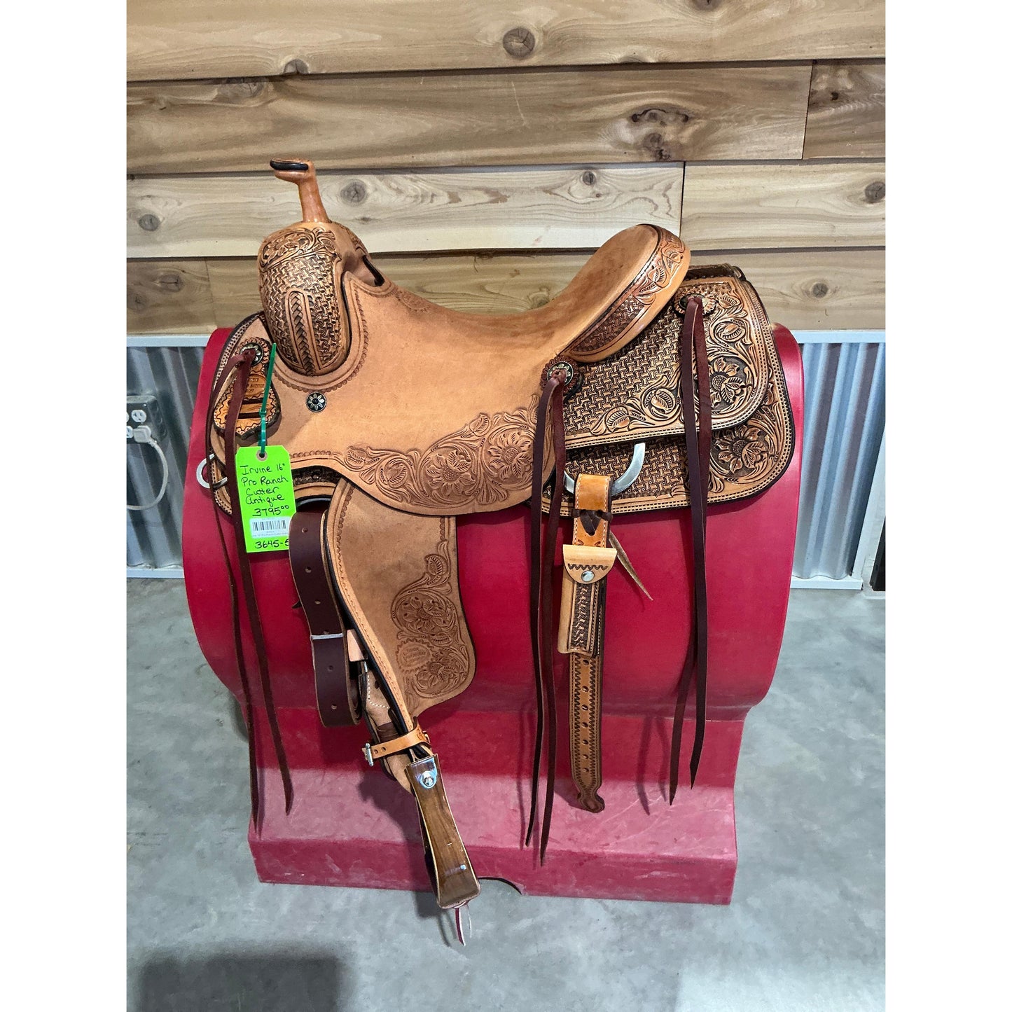 Irvine 16" Pro Ranch Cutter-Antique - Irvine Tack & Western Wear