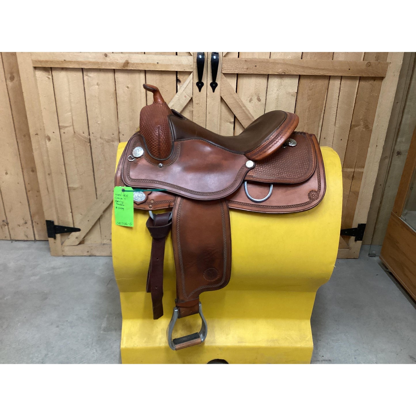 Used 15.5 Circle Y Reining Saddle