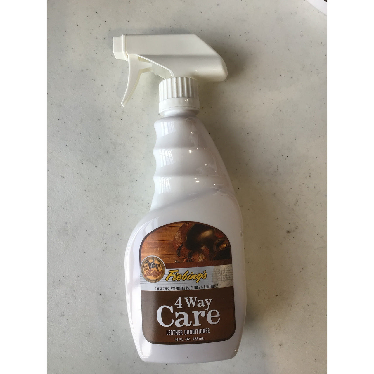 Fiebing 4-Way Leather Conditioner 473ml spray bottle