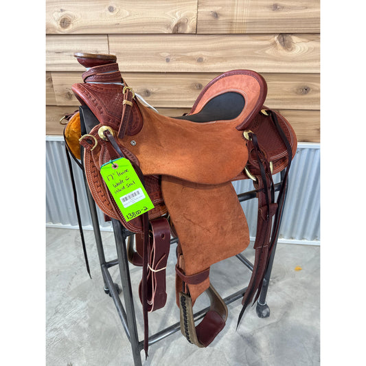 Irvine's 17" Wade Saddle -Inlaid Seat