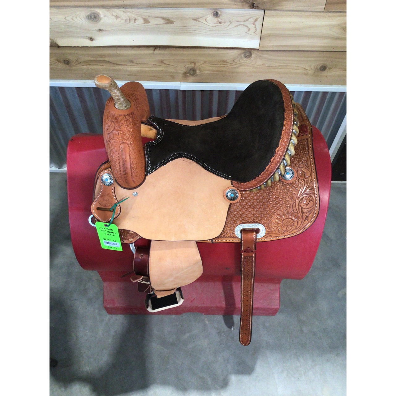 Stock Yard Barrel 15" Barrel Saddle