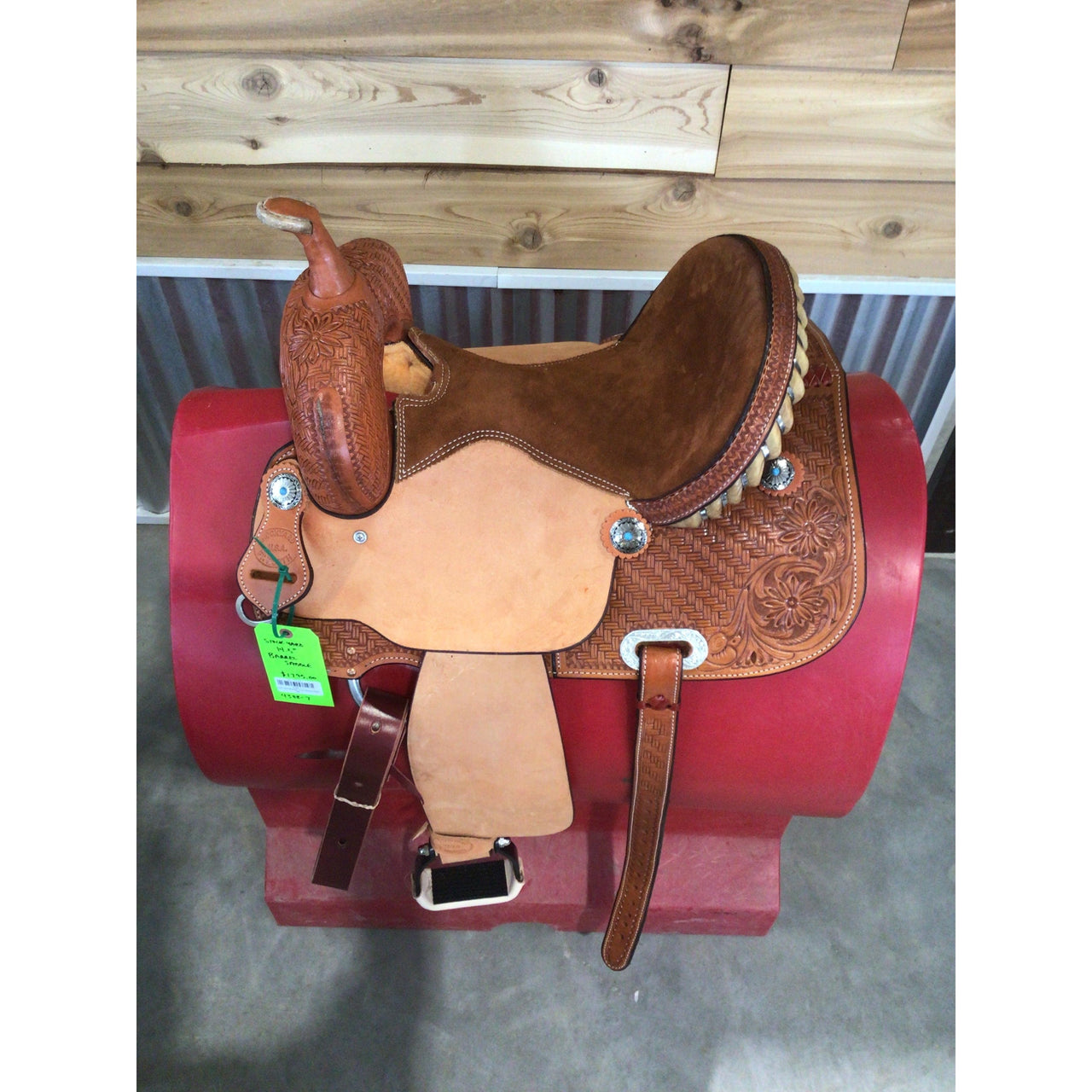 Stock Yard Barrel 14.5" Barrel Saddle