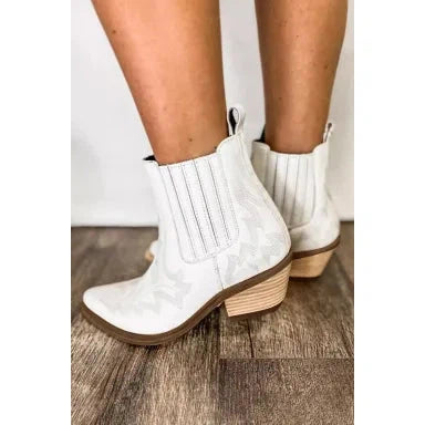 Dear Lover White Embroidered Leather Thick Heel Booties